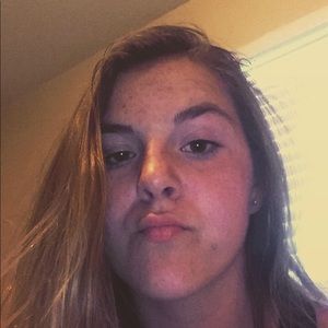 Meet your Posher, Addison